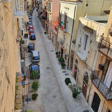 Domus 73 Apulian Holidays Barletta Exterior photo
